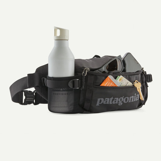 detalle de los bolsillos y organización de la Patagonia Black Hole Waist Pack 5L