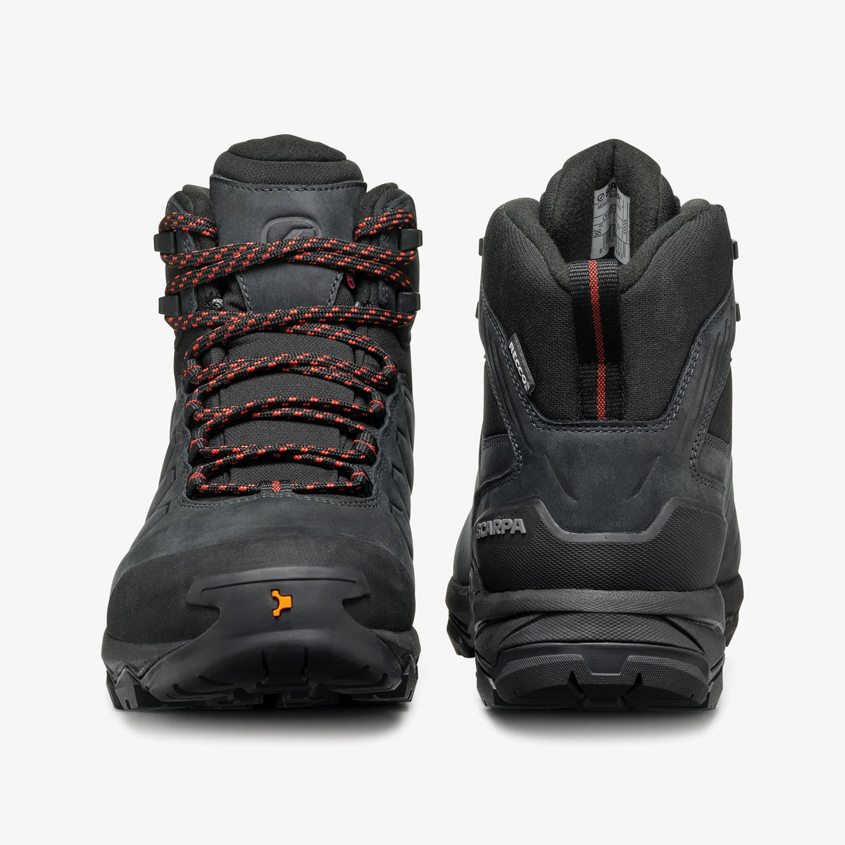 detalle de la puntera y el talón reforzados de las botas Scarpa Moraine Polar GTX para mujer