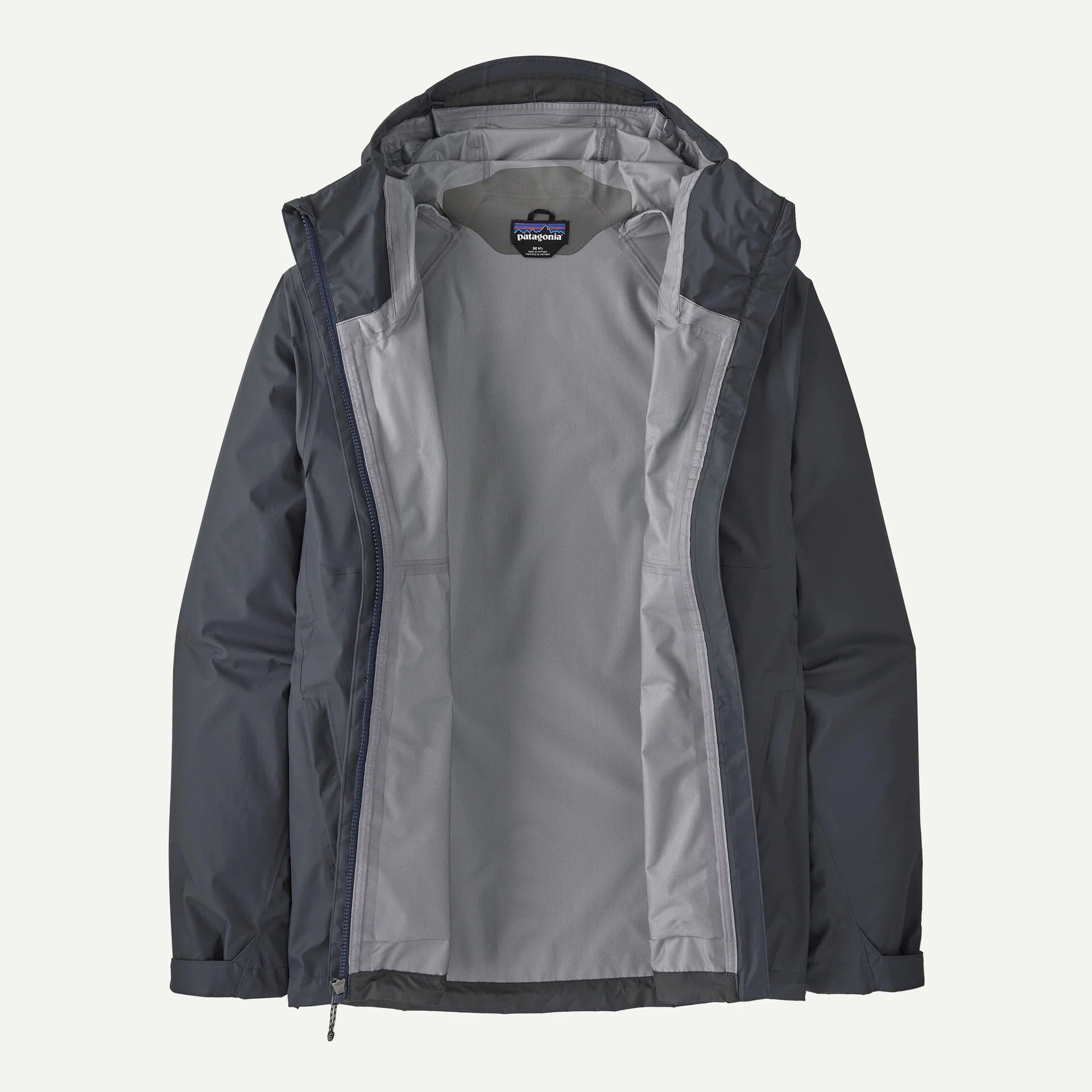 Vista de la Patagonia M's Torrentshell 3L Rain Jkt para hombre con la cremallera abierta mostrando su capa interior de 3 capas smolder blue