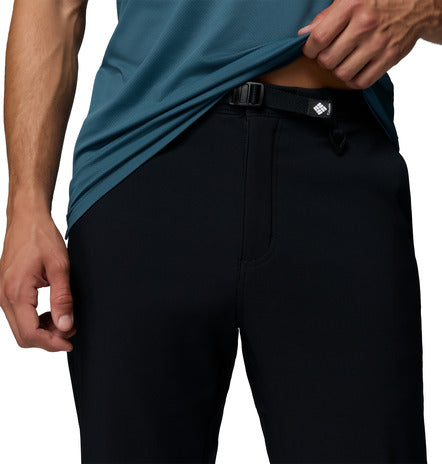 Detalle de la cintura del pantalón Columbia Time to Trail Omni-Heat Pant para ajuste cómodo en actividades outdoor color negro