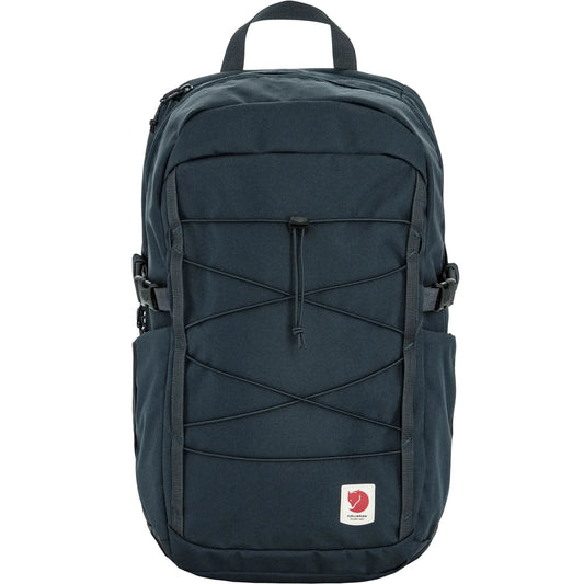 mochila Fjällräven Skule 24L para senderismo, viajes y uso diario navy azul