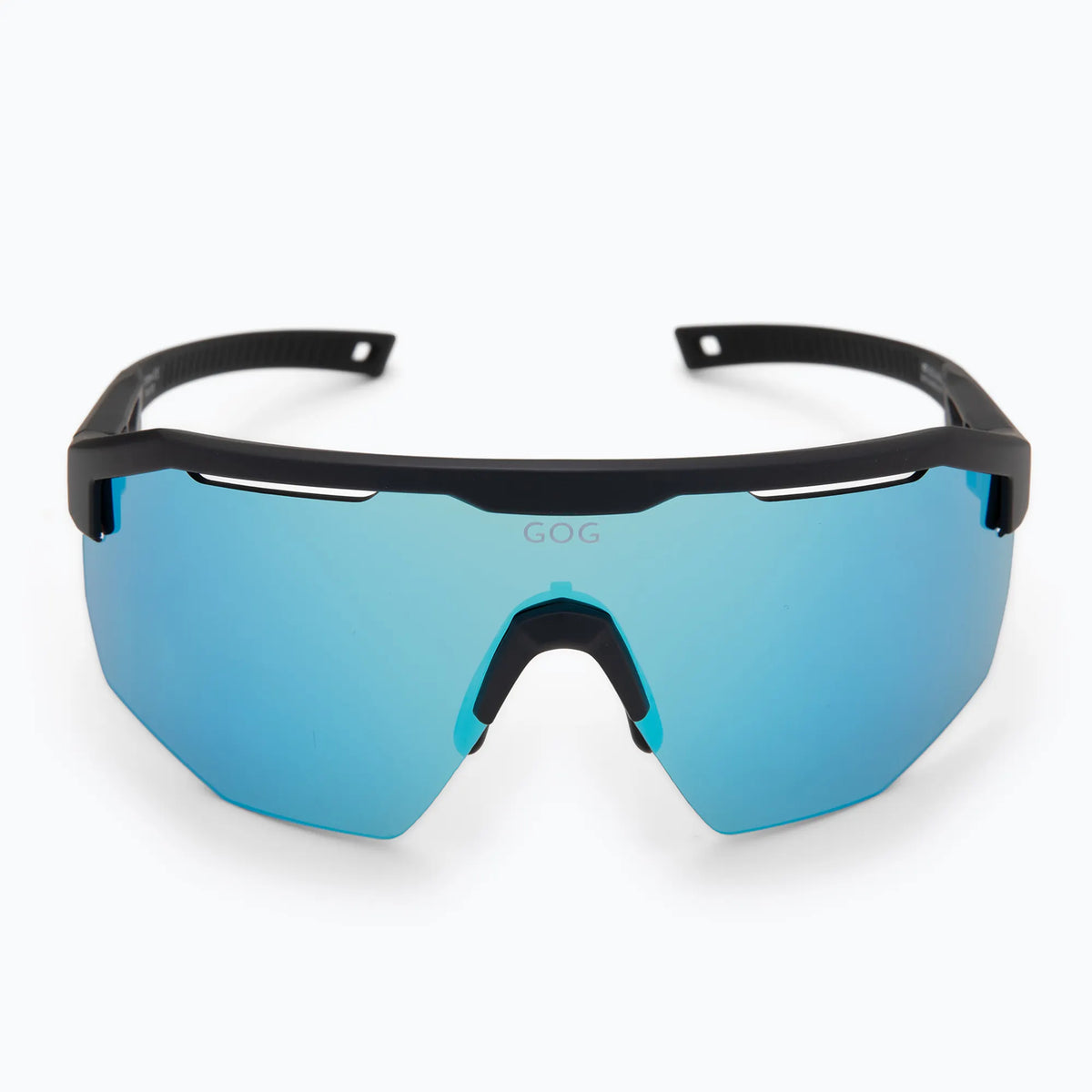 gafas de sol deportivas GOG Argo en color Matt Navy Black para montaña y actividades outdoor