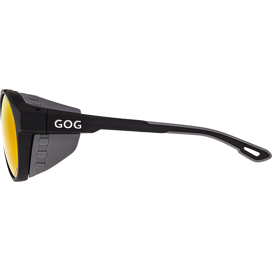 vista lateral de las gafas de sol GOG Manaslu Black Grey mostrando su diseño técnico y envolvente