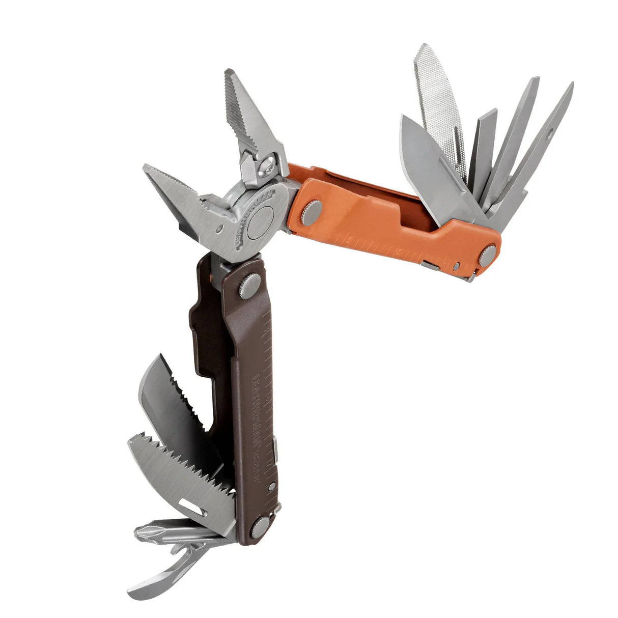 Multiherramienta Leatherman Rebar abierta en vista perspectiva mostrando su diseño robusto. sienna 