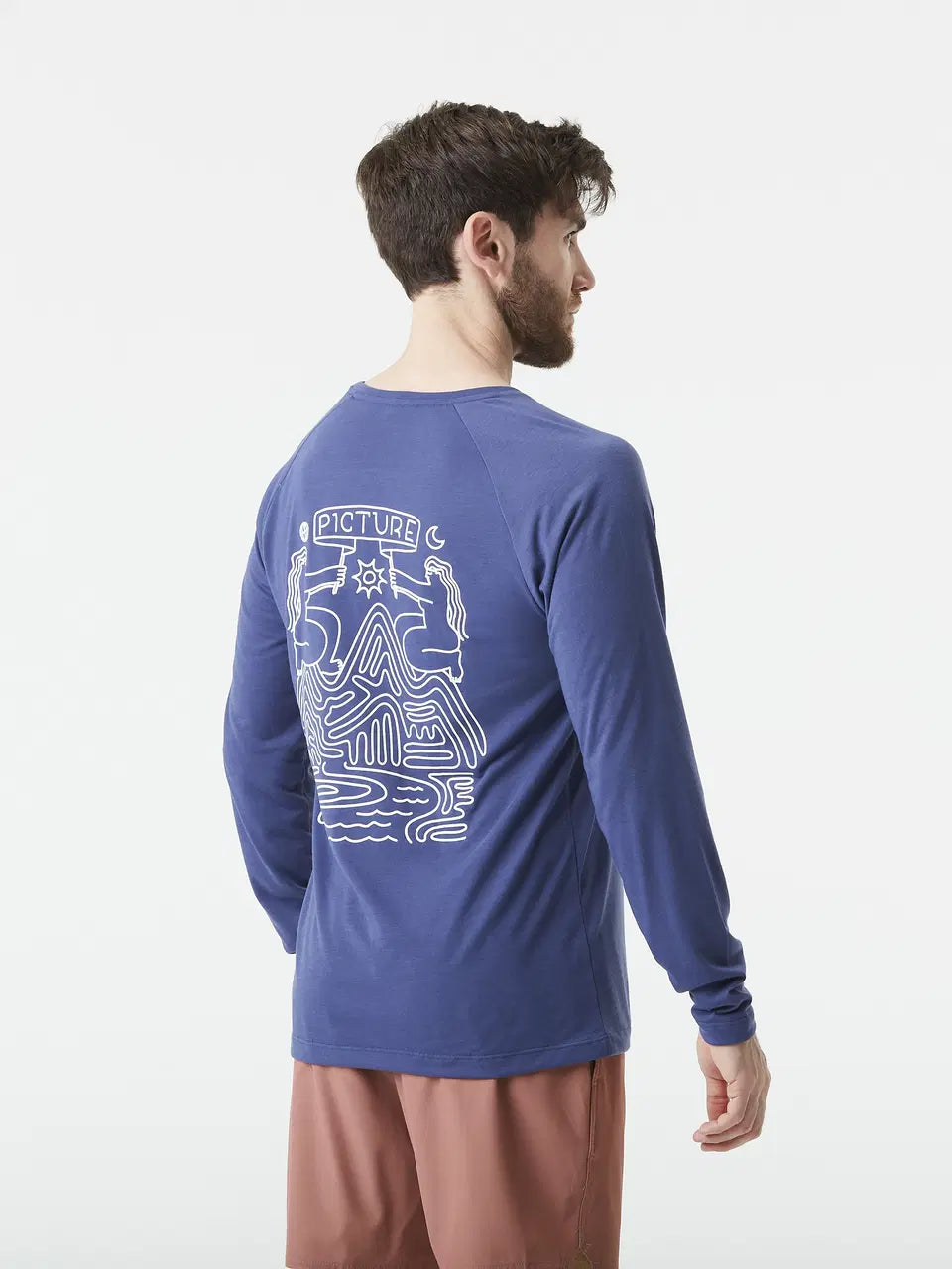 icture Maribo L/S Surf Tee con modelo mostrando el ajuste