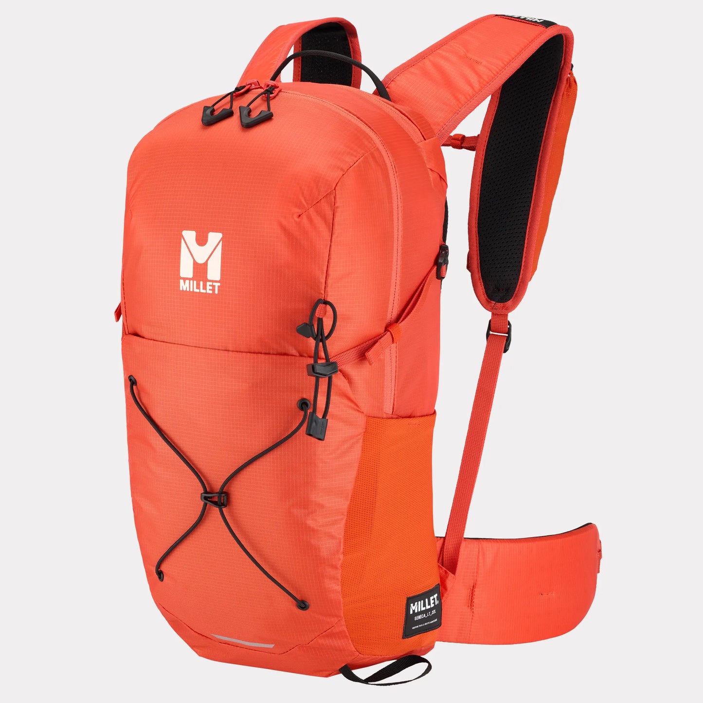 mochila Millet Seneca LT 22L para senderismo vista frontal naranja