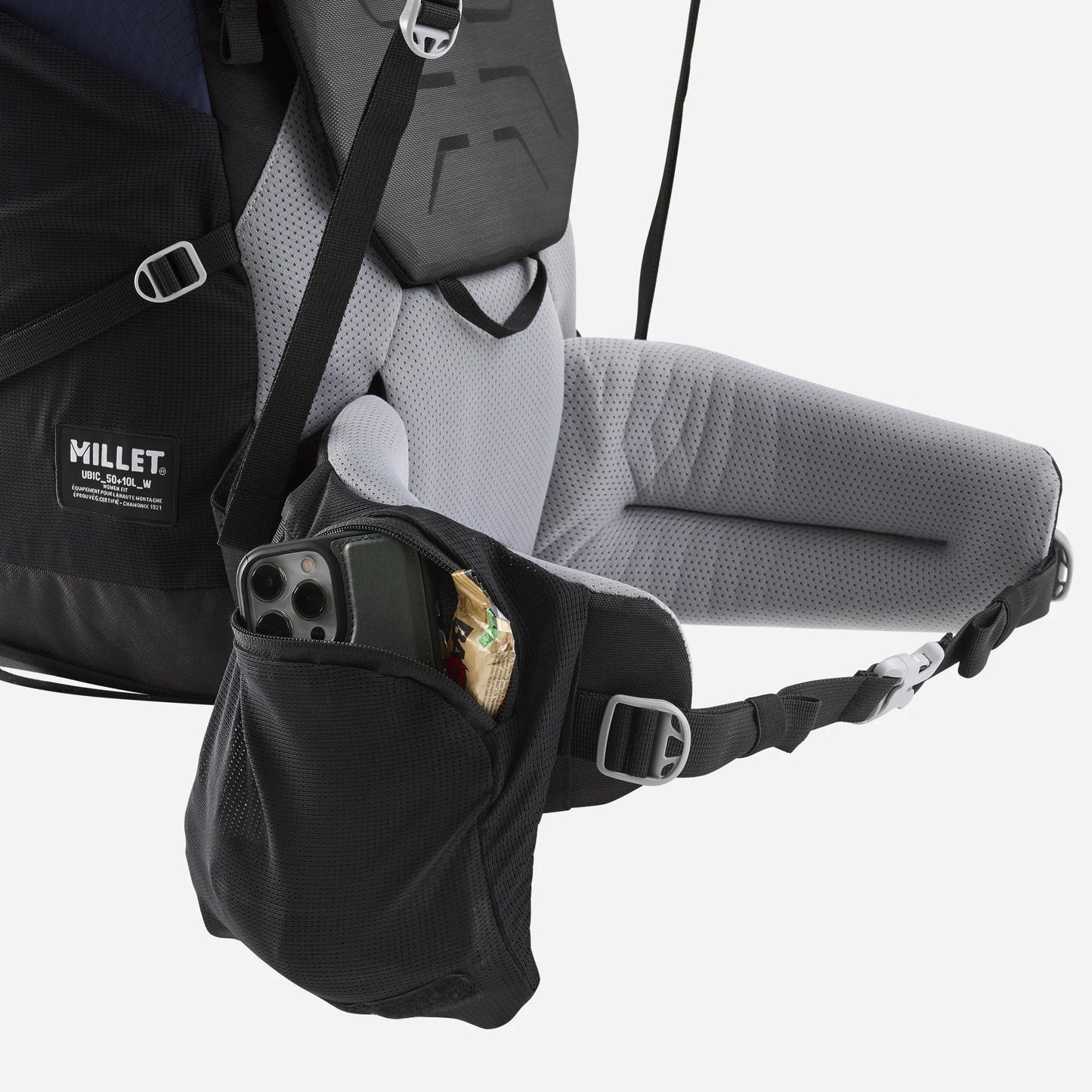 detalle del cinturón lumbar de la mochila Millet Ubic 50+10 mujer