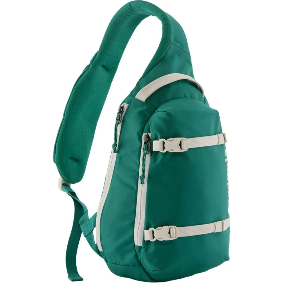 mochila bandolera Patagonia Atom Sling 8L color GMGE vista frontal