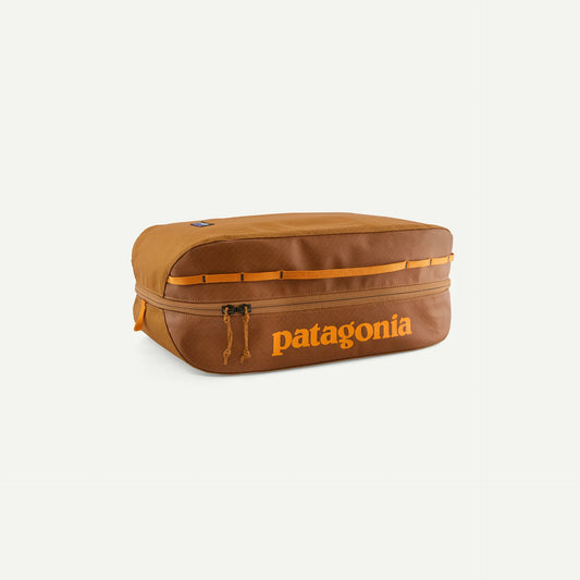 organizador Patagonia Black Hole Cube 14L color CIBN vista frontal