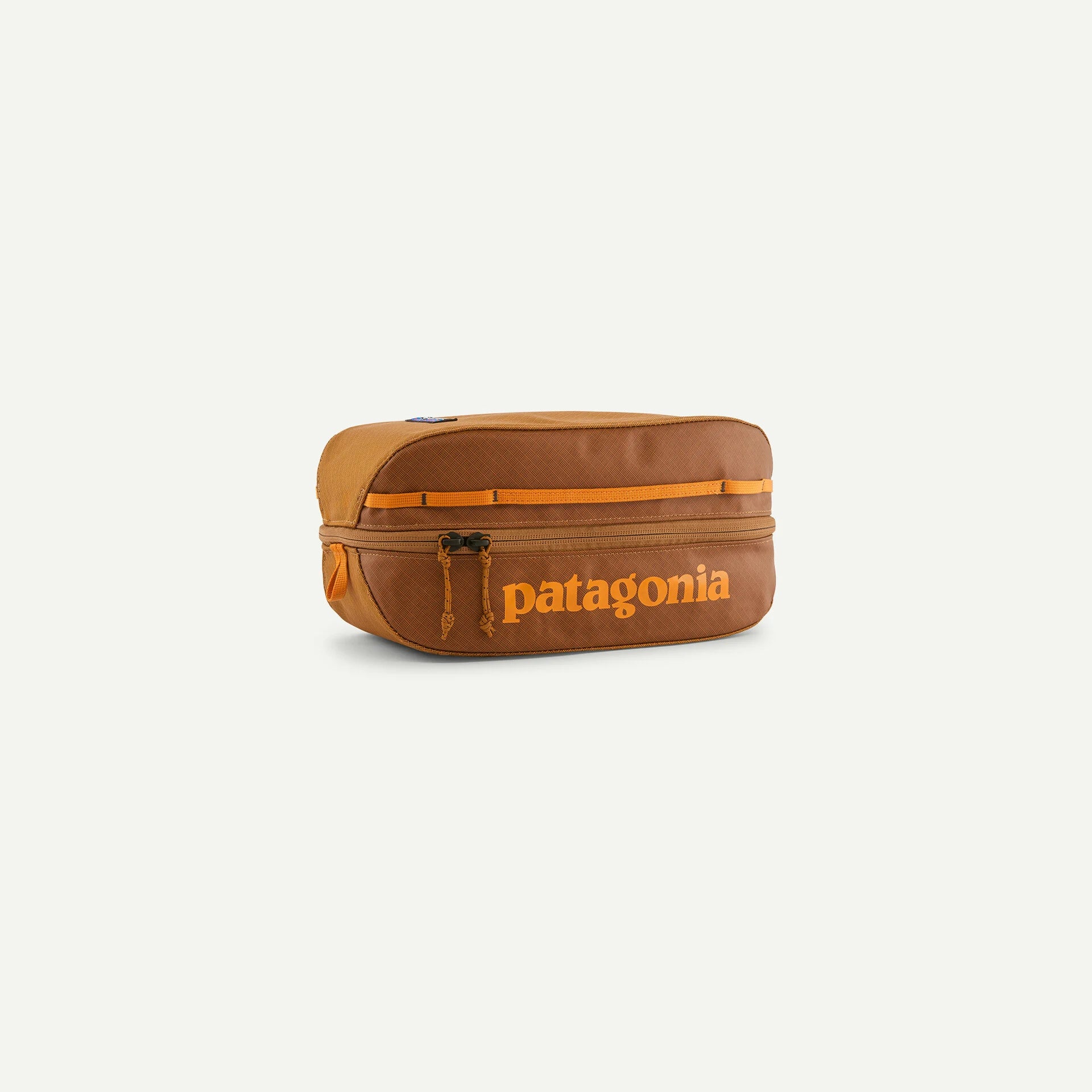 organizador Patagonia Black Hole Cube 6L vista frontal brown