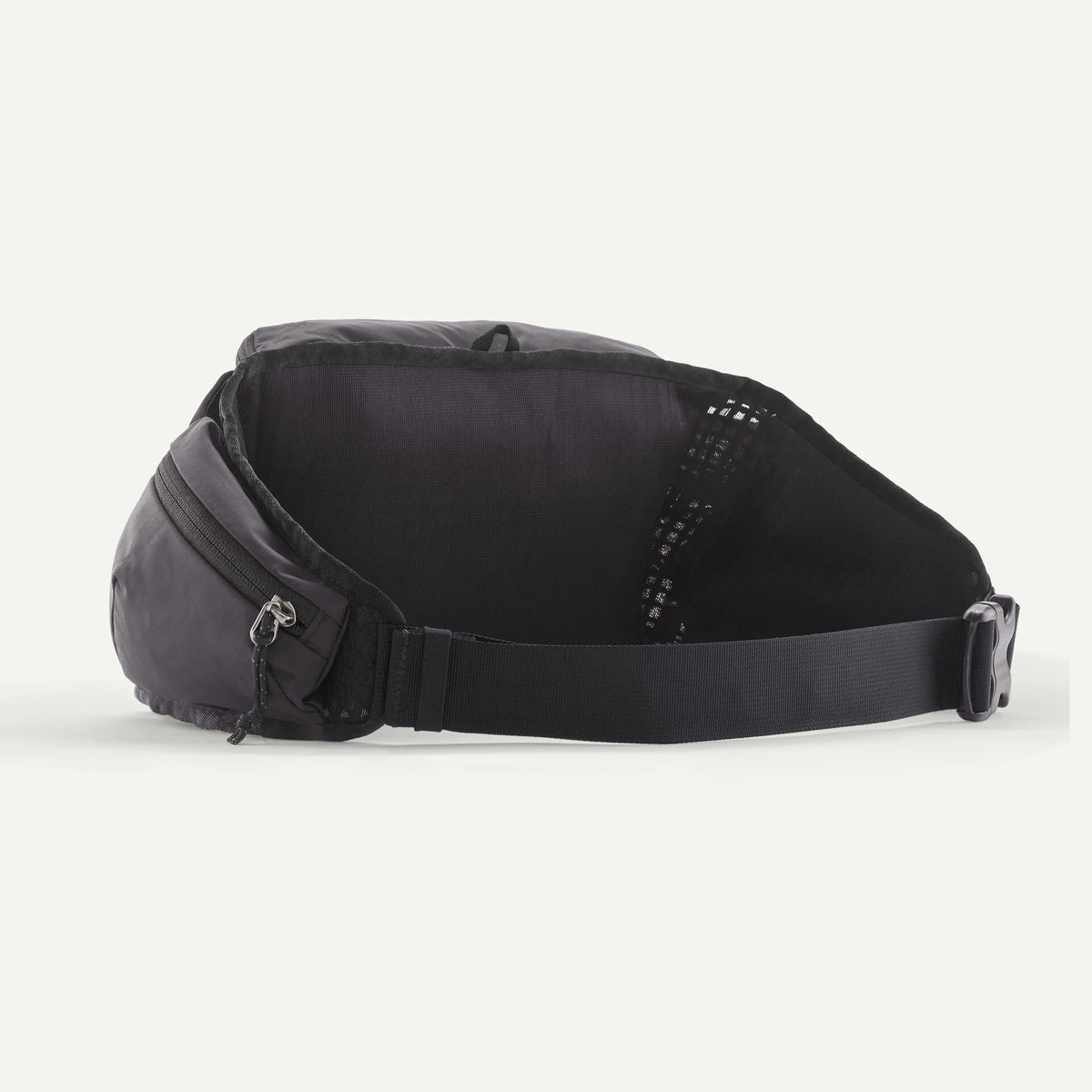 vista trasera de la riñonera Patagonia Dirt Roamer Waist Pack 3L para ciclismo