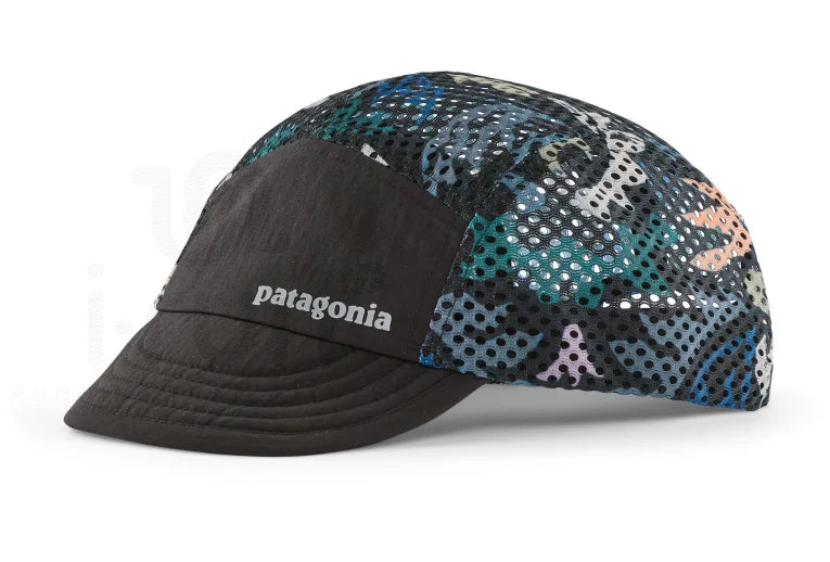 gorra Patagonia Duckbill Cap color Black Kaleido vista frontal