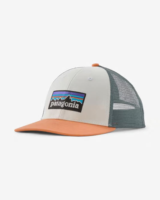 Gorra Patagonia P-6 Logo LoPro Trucker Hat para uso diario y outdoor WTPE