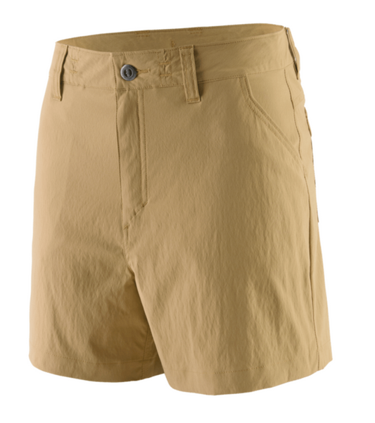 pantalón corto Patagonia Quandary Shorts mujer 5 pulgadas color Classic Tan vista frontal