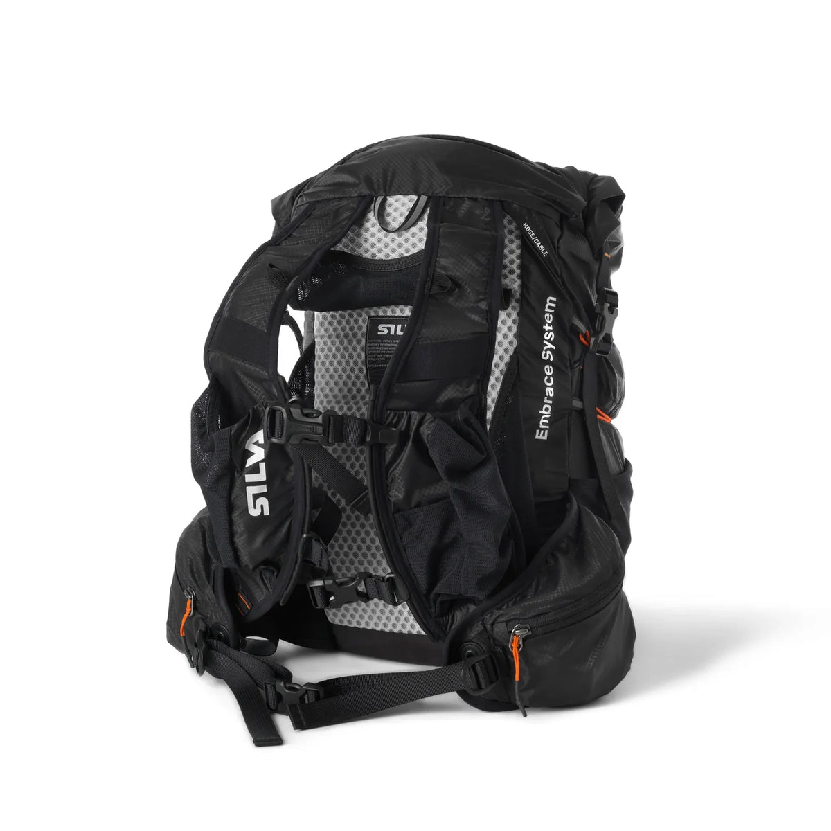 vista trasera de la mochila Silva Strive Mountain Pack con detalle del sistema de ajuste y las correas para trail running