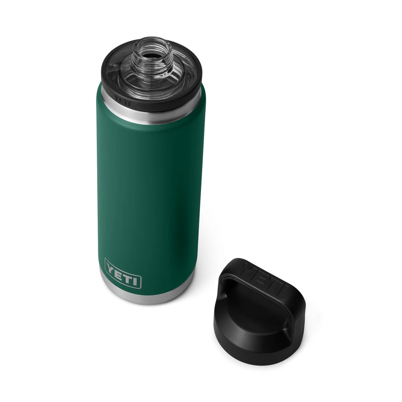 Botella YETI Rambler Bottle Chug 26 de 769 ml con el tapón Chug Cap abierto en verde oscuro (black forest green)