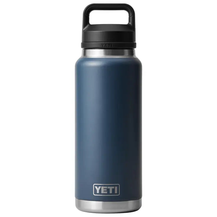 YETI Rambler Bottle Chug 36 de 1.064 ml en azul marino (navy)